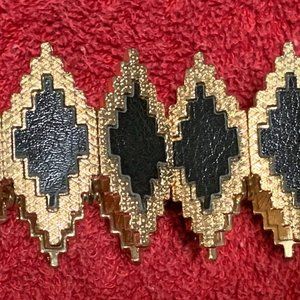 Ann Taylor Black and Gold Tone Expandable Bracelet